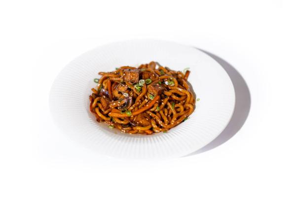 Udon Noodles cu Tofu